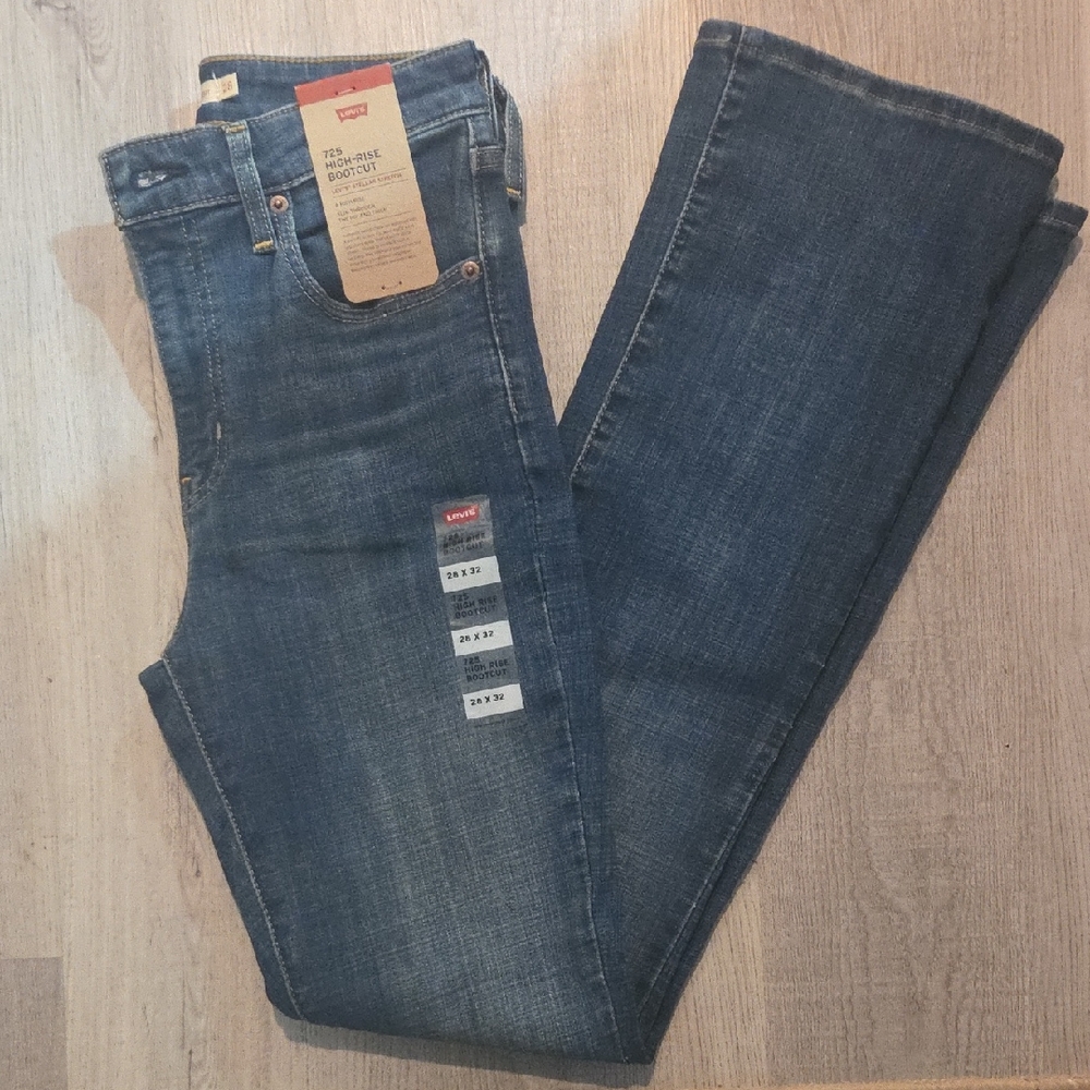 Levi's Women's High Rise Bootcut